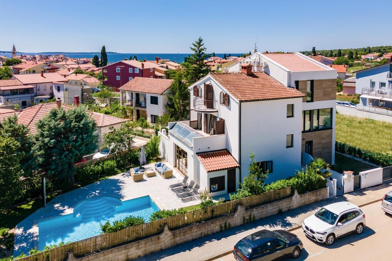 Villa Andrija Family Dream With Heated Pool At The Sea With Beautiful Garden, Outside Cinema And Kids Playground Fazana Luaran gambar